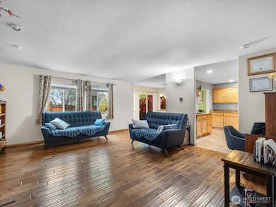 1229 126th St SW unit 38, Everett, WA 98204 - photo 4