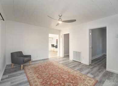 425 S Wright St, Blanchester, OH 45107 - photo 2