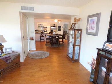 6361 E Evergreen St, Mesa, AZ 85205 - photo 4