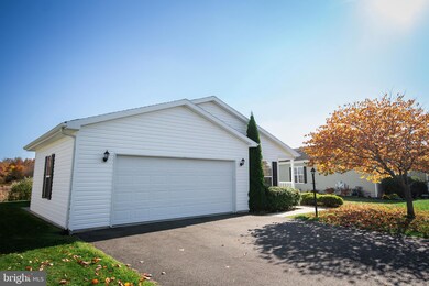 25 Eagles Watch N, Bechtelsville, PA 19505 - photo 2