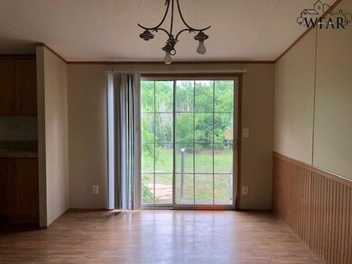 1614 31st St, Wichita Falls, TX 76302 - photo 5