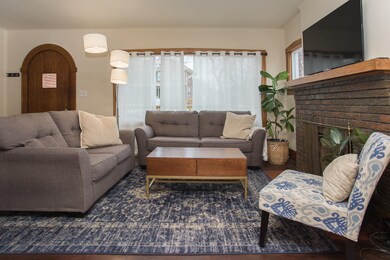 22 Locust Lodge-9