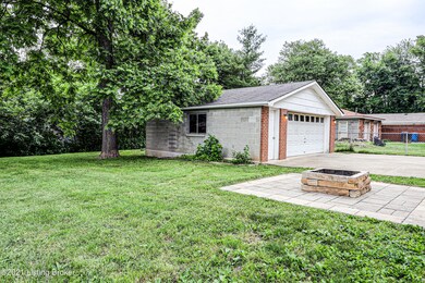 6011 Princess Way, Louisville, KY 40219 - photo 6