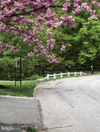 21 W Jonathan Ct, Kennett Square, PA 19348 - photo 7