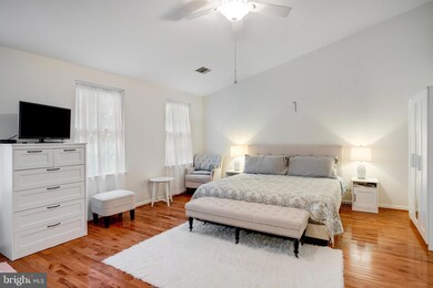 16995 Cass Brook Ln, Woodbridge, VA 22191 - photo 6