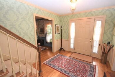 18 Teaberry Ln, Amherst, MA 01002 - photo 2