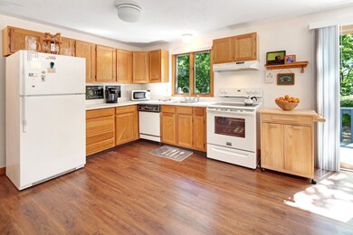 69 Windsor Dr, Edgartown, MA 02539 - photo 4