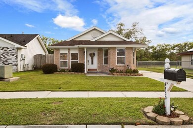 4460 Bayou Des Familles Dr, Marrero, LA 70072 - photo 5