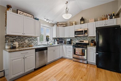 2 Sowams Dr, Bristol, RI 02809 - photo 6