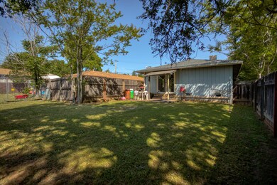 1715 Sheridan St, Redding, CA 96001 - photo 6