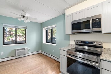 11 Barton Square unit 104, Salem, MA 01970 - photo 4