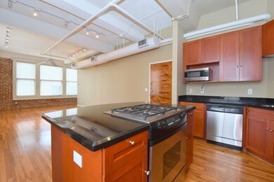 island gas cooktop perfect to entertain guests.