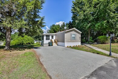10 Westerdale Dr, Nashua, NH 03063 - photo 2