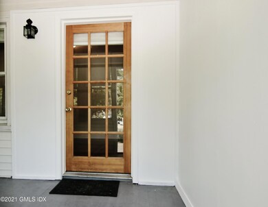 89 Valley Rd unit 2, Cos Cob, CT 06807 - photo 2