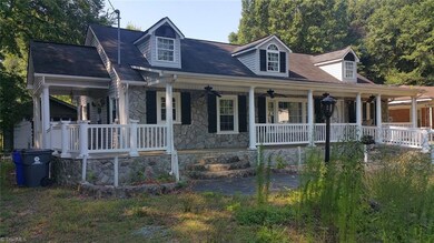 608 Siler St, Siler City, NC 27344 - photo 2