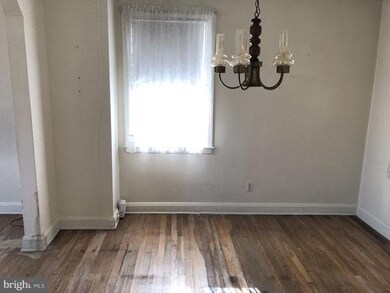 3932 Colchester Rd, Baltimore, MD 21229 - photo 4