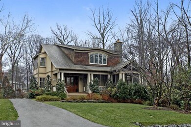 207 Mchenry St SE, Vienna, VA 22180 - photo 2