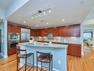 310 Hammond Pond Pkwy unit 101, Chestnut Hill, MA 02467 - photo 5