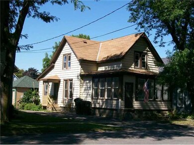 332 Vandervoort St, North Tonawanda, NY 14120 - photo 2