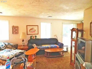 3339 Walton Ln, Eugene, OR 97408 - photo 7