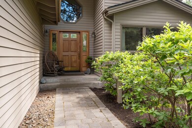 20398 Big Bear Ct, Bend, OR 97702 - photo 3