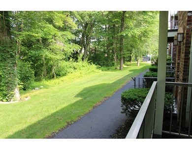 18 Kingswood Dr unit 11, Abington, MA 02351 - photo 3