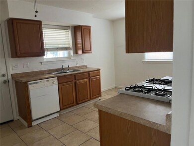 2705 Wytchwood Dr, Metairie, LA 70003 - photo 2