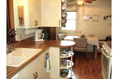 5622 Francis Ave, Des Moines, IA 50310 - photo 4