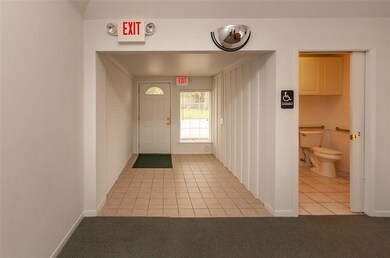 705 S Hood St, Alvin, TX 77511 - photo 2