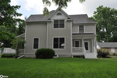 804 N Clark St, Carroll, IA 51401 - photo 6