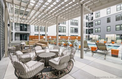 630 Chapel St unit B-419, New Haven, CT 06510 - photo 2