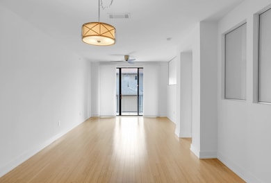 4333 Gilbert Ave unit 215, Dallas, TX 75219 - photo 7