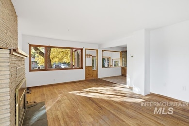 912 E Lewis St, Moscow, ID 83843 - photo 4