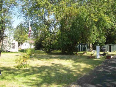 16 Michigan Ave, Rensselaer, NY 12144 - photo 3