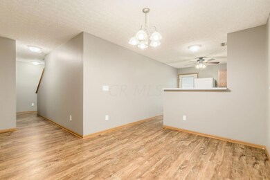 Eating space open to kitchen