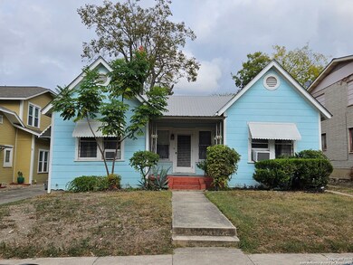 215 W Ridgewood Ct, San Antonio, TX 78212 - photo 2