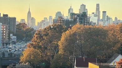 7009 45th Ave unit 7C, Flushing, NY 11377 - photo 6