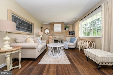 2 Joanne St, Princeton Junction, NJ 08550 - photo 4