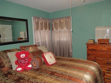 905 Shady Ln, Manchester, TN 37355 - photo 4