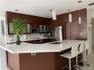 7001 NW 107th Ct, Doral, FL 33178 - photo 6