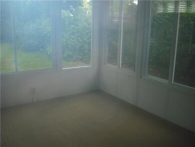 5483 Bradbury Ln, Columbus, OH 43232 - photo 6