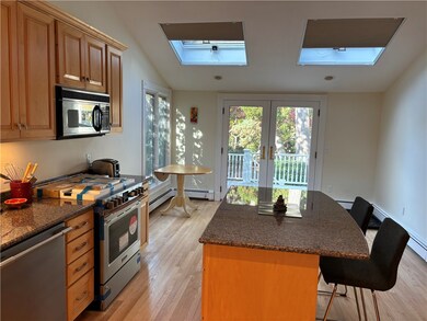 28 Kay St unit 1, Newport, RI 02840 - photo 7