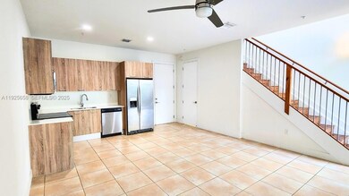 460 NE 35th Ct unit 4, Oakland Park, FL 33334 - photo 4