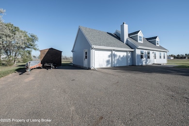 11120 31p St SW, Dickinson, ND 58601 - photo 2