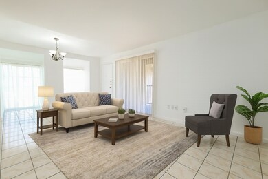 12633 Memorial Dr unit 14, Houston, TX 77024 - photo 5