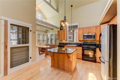 1021 SE Everett Mall Way unit J, Everett, WA 98208 - photo 5