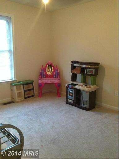 10409 Woodlake Ct, Spotsylvania, VA 22553 - photo 6