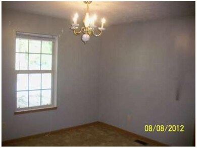 810 Johnson Ave, Franklin, IN 46131 - photo 3