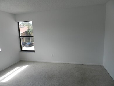 1110 Lakeview Dr E unit 10, Royal Palm Beach, FL 33411 - photo 7