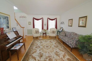 6285 Whitetail Dr, Coopersburg, PA 18036 - photo 4